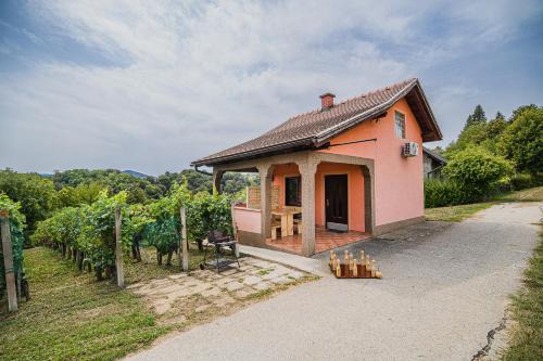 Brezice House | Holiday Home Vesna with Sauna