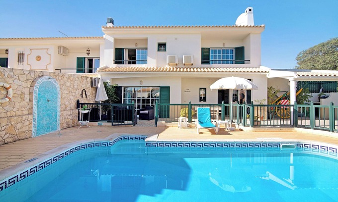 Urbanizacao dos Calicos House | Holiday Home "Villa Catarina" with Pool & Wi-Fi