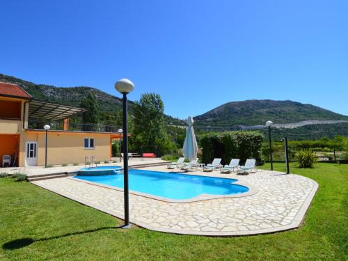 Dusina House | Holiday Home Villa Kikiza by Interhome