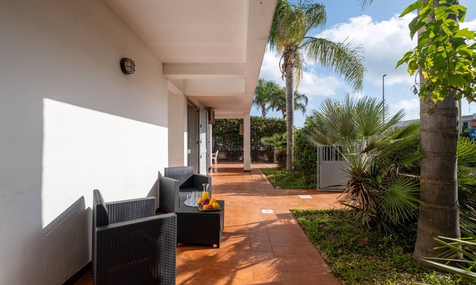 San Foca House | Holiday Home 'Villetta Blu Love San Foca' with Private Terrace, Wi-Fi and Air Conditioning