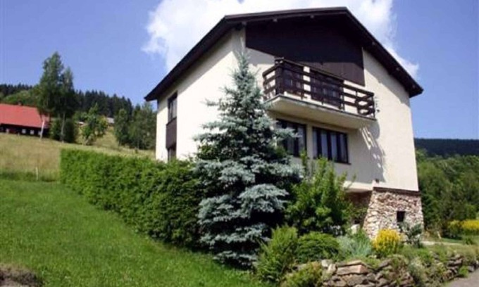 Velka Upa House | Holiday home with garden barbecue directly at hiking trails