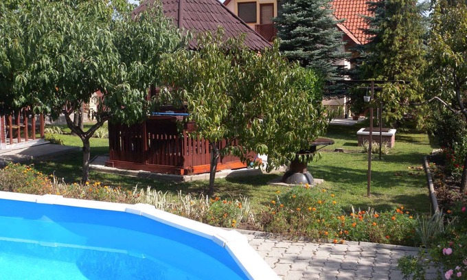Badacsonytomaj House | Holiday home with outdoor pool and air conditioning