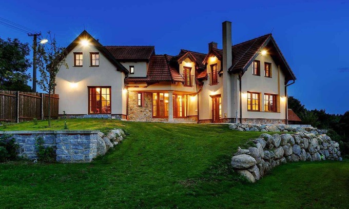 Varvazov House | Holiday home with luxurious equipment