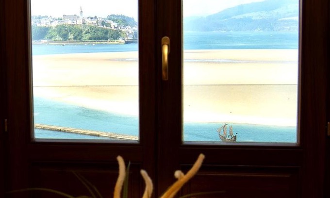 Figueras (Castropol) Apartment | Holiday Homes Figueras VUT