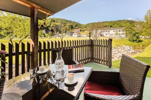 Cerklje ob Krki Apartment | Holiday Homes I&G by the river next to Olimje