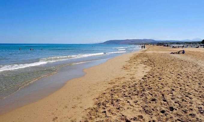 Kastellos House | Holiday house Kastellos for 1 - 8 persons with 3 bedrooms - Holiday house