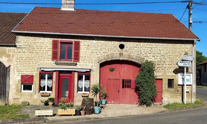 Celles-en-Bassigny House | Holiday house Celles en Bassigny for 1 - 11 persons with 3 bedrooms - Holiday house