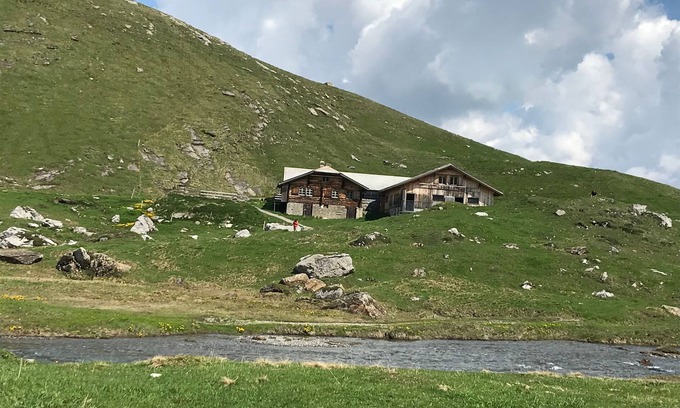 Unter dem Birg Ski Chalet | Holiday house Adelboden for 1 - 16 persons with 4 bedrooms - Farmhouse