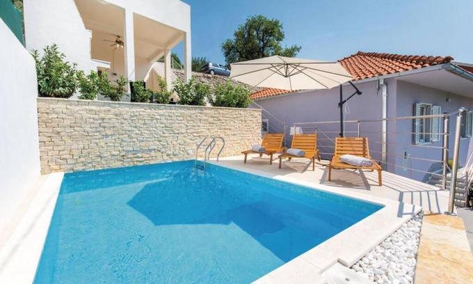 Zrnovnica House | Holiday house Ana with a private heated swimming pool
