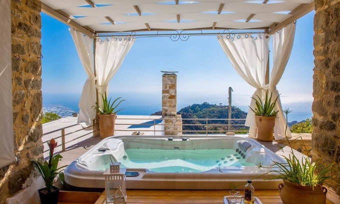 Anatoli House | Holiday house Anatoli for 1 - 10 persons with 4 bedrooms - Luxury holiday home