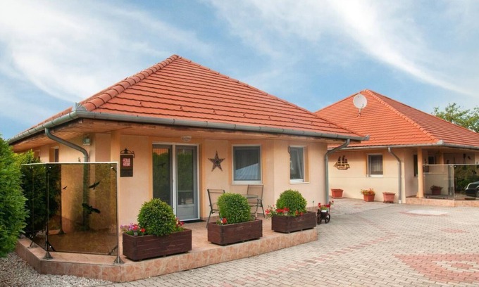 Balatonbereny House | Holiday house Balatonberény for 1 - 6 persons with 2 bedrooms - Holiday home