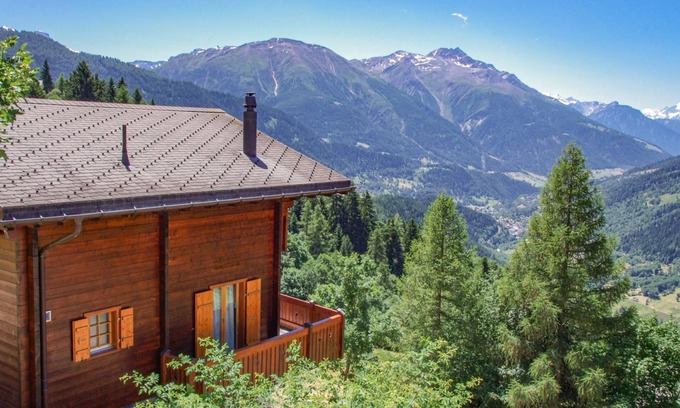 Bellwald Ski Chalet | Holiday house Bellwald for 1 - 8 persons with 4 bedrooms - Holiday house