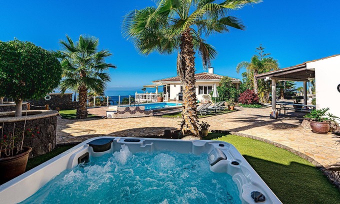 Armenime House | Holiday house Callao Salvaje for 1 - 8 persons with 3 bedrooms - Holiday house