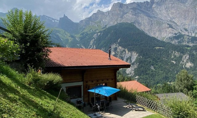 Chamoson Ski Chalet | Holiday house Chamoson for 1 - 10 persons with 4 bedrooms - Holiday house