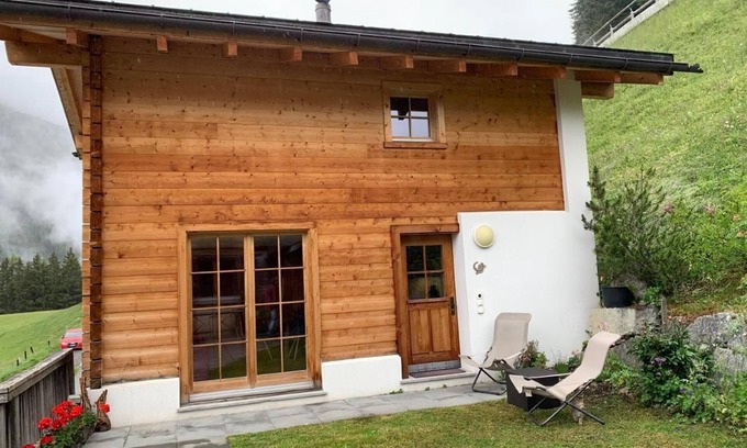 Monstein Ski Chalet | Holiday house Davos Monstein for 1 - 3 persons with 1 bedroom - Chalet