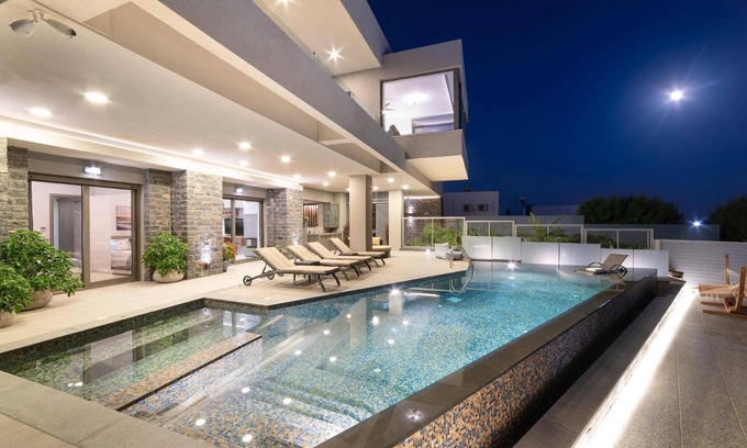 Koutsouras House | Holiday house Koutsouras for 1 - 24 persons with 10 bedrooms - Holiday house
