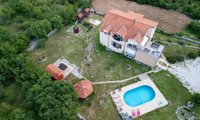 Dicmo House | Holiday house Kraj for 1 - 9 persons with 4 bedrooms - Holiday house