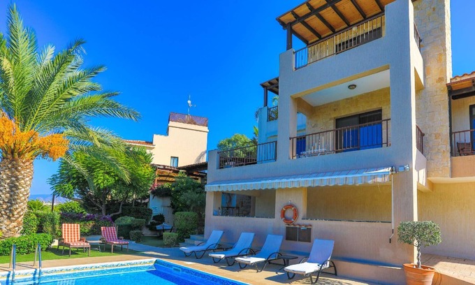 Latsi House | Holiday house Latsi for 1 - 6 persons with 2 bedrooms - Holiday home