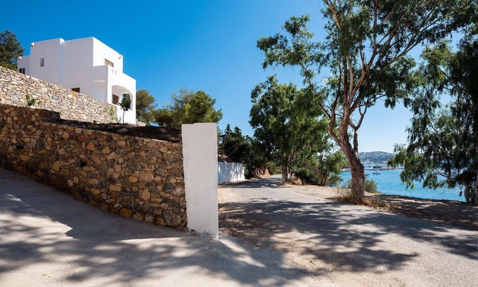 Leros House | Holiday house Leros for 1 - 6 persons with 2 bedrooms - Twin house