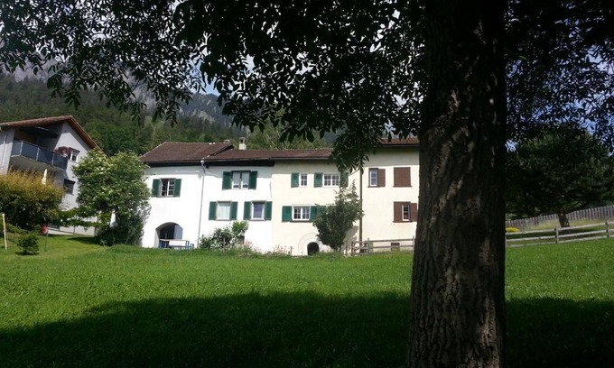 Maienfeld House | Holiday house Maienfeld for 1 - 6 persons with 3 bedrooms - Historical building
