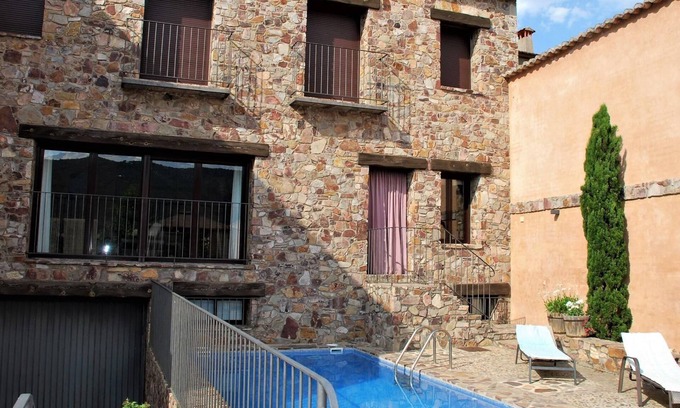 Navas de Estena House | Holiday house Navas de Estena for 1 - 8 persons with 4 bedrooms - Holiday house