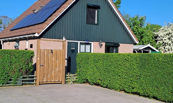 Oudeslius House | Holiday house Oudesluis for 1 - 6 persons with 3 bedrooms - Holiday house