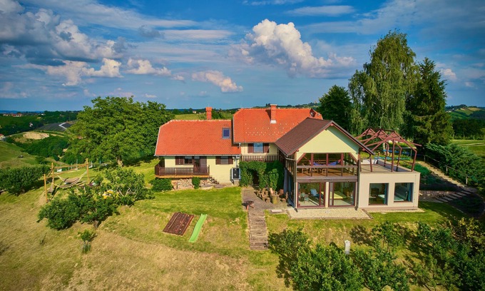 Ljutomer House | Holiday House Podhamer Boris