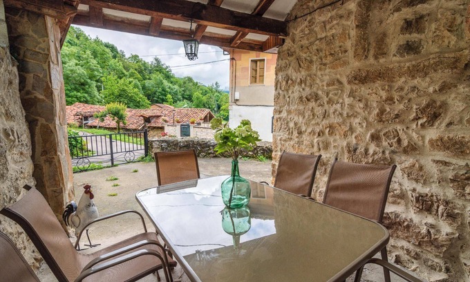 Fresnedo House | Holiday house San Martin de Teverga for 1 - 5 persons with 2 bedrooms - Twin house
