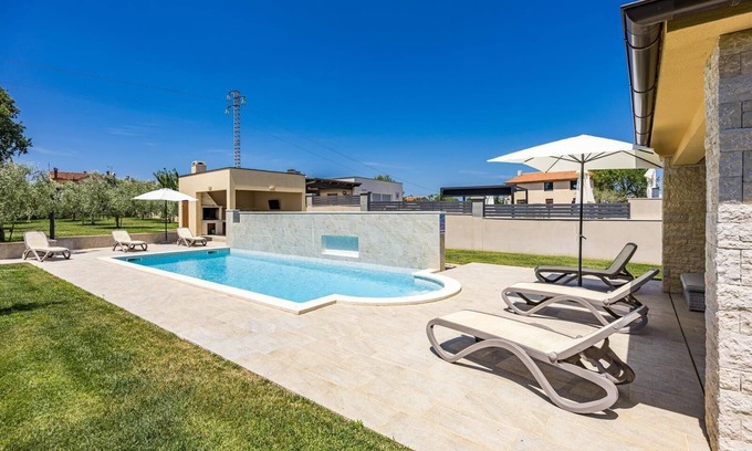 Liznjan House | Holiday house Šišan for 1 - 8 persons with 3 bedrooms - Holiday house