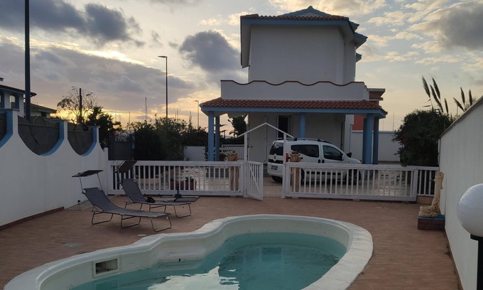 Portoscuso Apartment | Holiday House Sole della Sardegna - Purple Myrtle