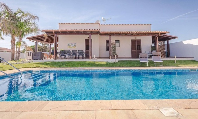 Tre Fontane House | Holiday house Tre Fontane for 1 - 8 persons with 4 bedrooms - Holiday house