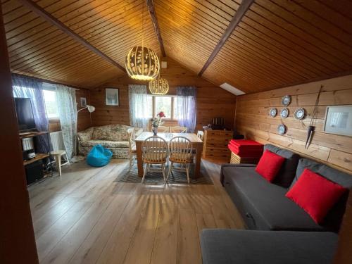 Undenas Villa | Holiday House with beautiful scenery near Göta Kanal
