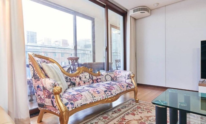 Seocho-dong House | ♠Holiday in Gangnam ♠ Boutique House 1min Station