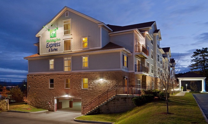 White River Junction Hotel | Holiday Inn Express Hotel & Suites White River Junction by IHG