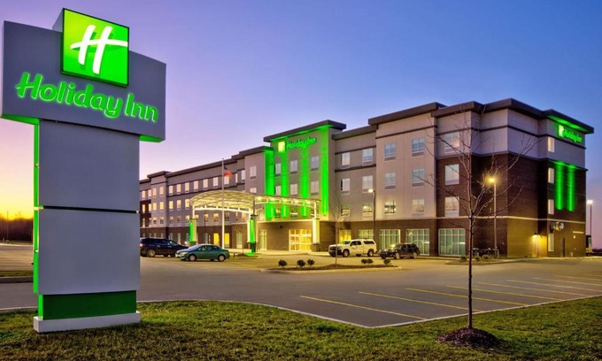 Erie Hotel | Holiday Inn - Erie by IHG