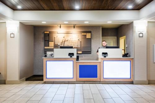 Lewisburg Hotel | Holiday Inn Express Hotel & Suites Lewisburg by IHG