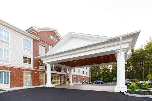Sturbridge Hotel | Holiday Inn Express & Suites - Sturbridge by IHG