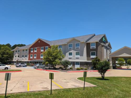 El Dorado Hotel | Holiday Inn Express & Suites - El Dorado by IHG