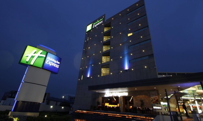 Metepec Hotel | Holiday Inn Express Toluca Galerias Metepec by IHG
