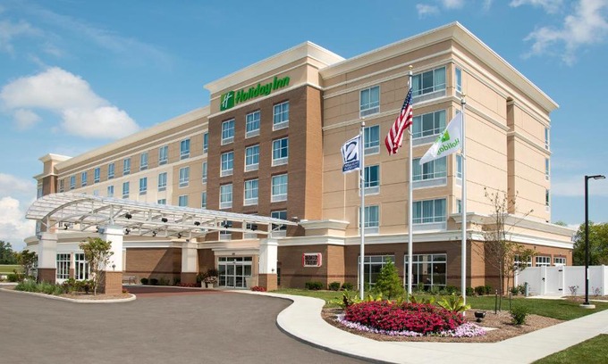 West Newton Hotel | Holiday Inn Indianapolis Airport by IHG