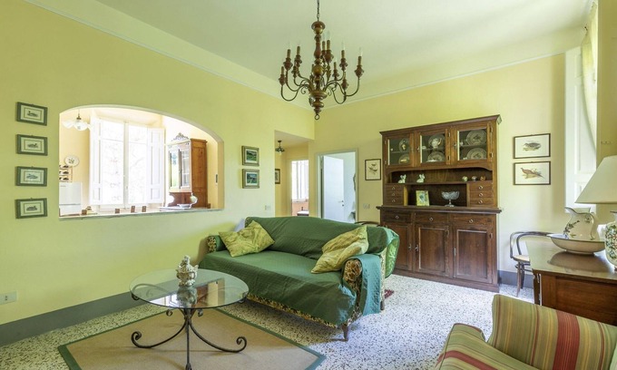 Montopoli in Val d'Arno House | Holiday Home Tuscany with Pool Access