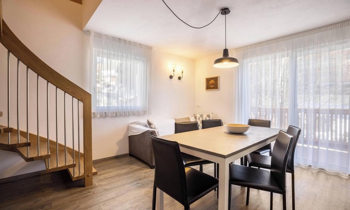 Mareo Apartment | Holiday Apartment "Sis Residenz Bun Sté" with Mountain View, Whirlpool and Sauna