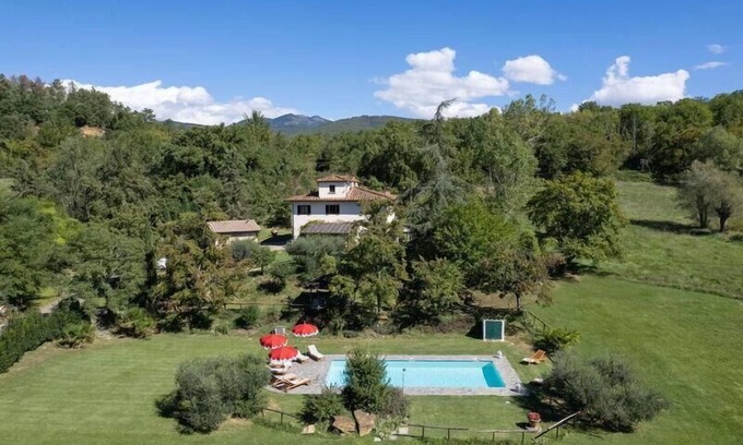 Cicogna House | Holiday house Terranuova Bracciolini for 1 - 10 persons with 5 bedrooms - Holiday home