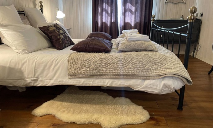 Hundall Cabin | π₯ Holiday Lettings Beech Lodge 6 Bed Luxury
