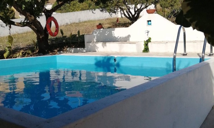 Sapataria House | Holiday Home 'Quinta do Carvalheiro' with Mountain View, Private Pool and Wi-Fi