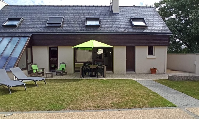 Plouescat House | HOLIDAY RENTAL 400M BEACHES, GARDEN ENTIRELY CLOSED