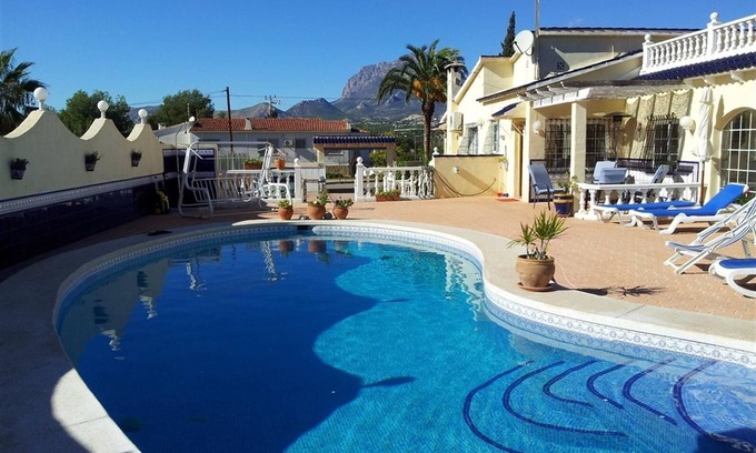 Benidorm Villa | "Holiday villa Albir - Alfaz del Pi" with Mountain View, Pool, A/C & Wi-Fi