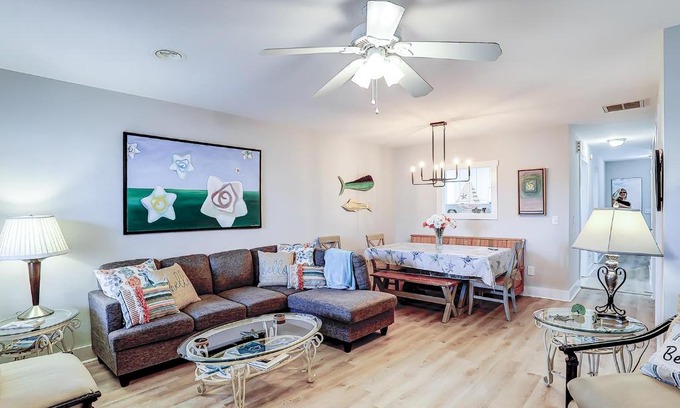 Wilmington Beach House | Holiday Zen