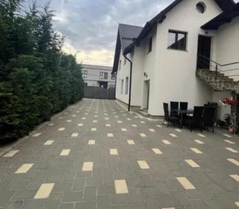 Radauti Apartment | Holidays Home 4 You