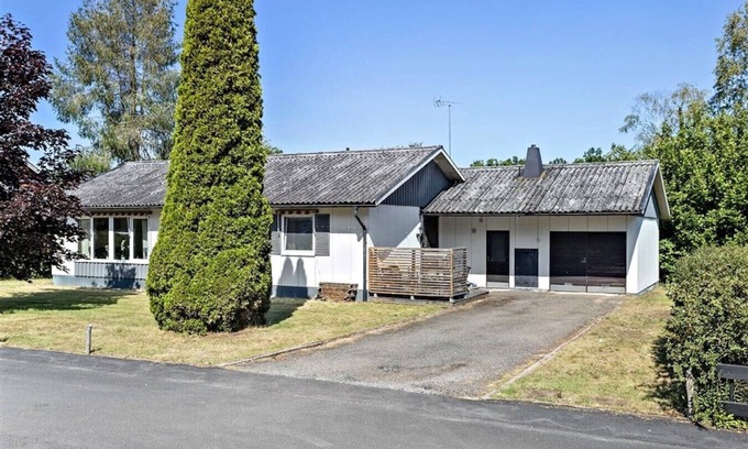 Vissefjaerda House | Holidays in beautiful Vissefjärda, not far from the golf course and lake